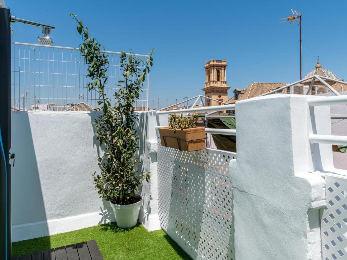 Unique Homes La Juderia Parking & Jacuzzi Seville Exterior photo